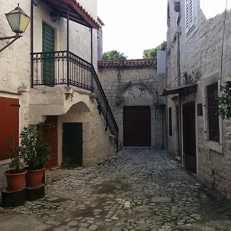Fani Guest house